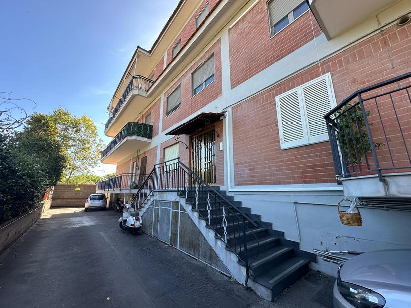 Appartamento in Via Sottotenente Staibano 102, Trecase — foto 2 di 5