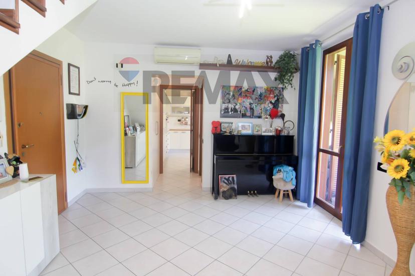 Trilocale in Via Pravallo 7a, Lozza — foto 4 di 5