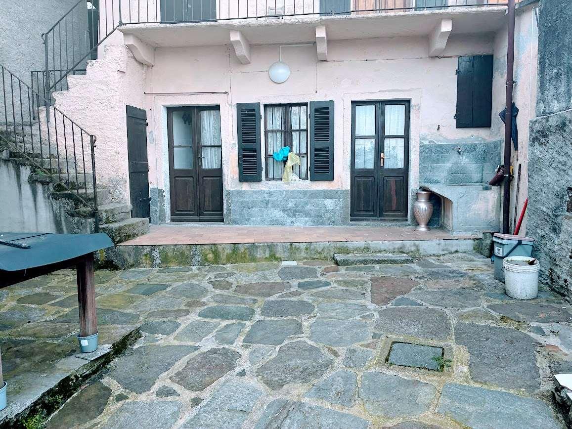 Casa indipendente in Crosetto 11, Casale Corte Cerro