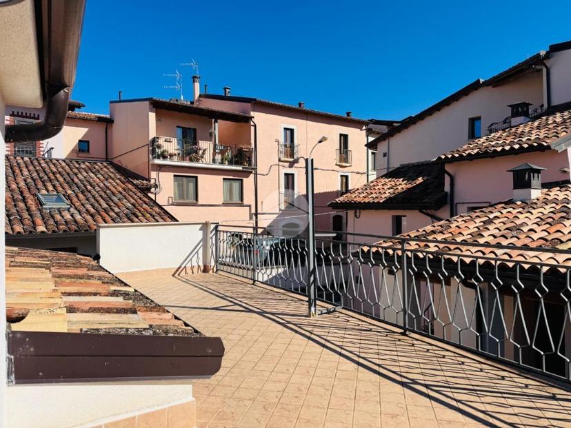 Trilocale in Via del Pianello 8, L'Aquila