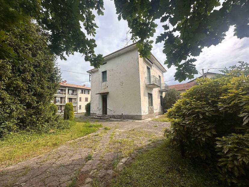 Casa indipendente in Via Provinciale 20 , Anzano del Parco — foto 3 di 5