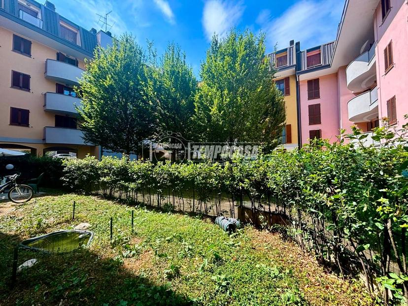 Trilocale in Corso Giuseppe Garibaldi 80, Seveso — foto 2 di 5