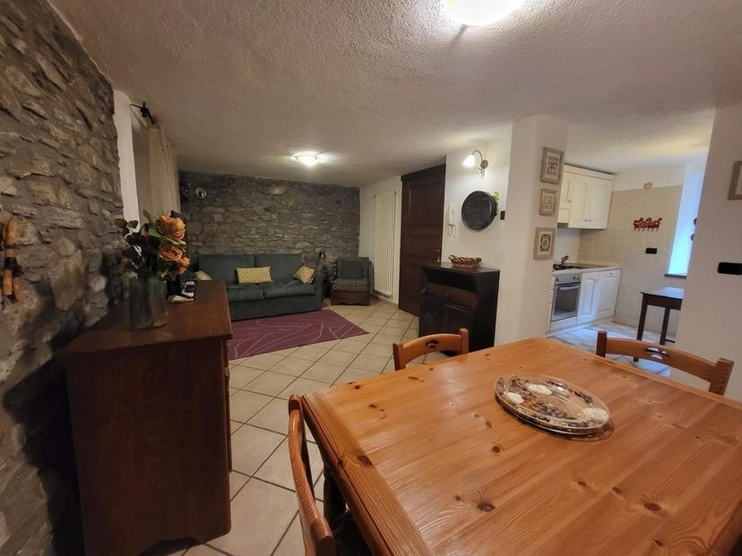 Trilocale in Rue Des Salasses, Pré-Saint-Didier — foto 3 di 5