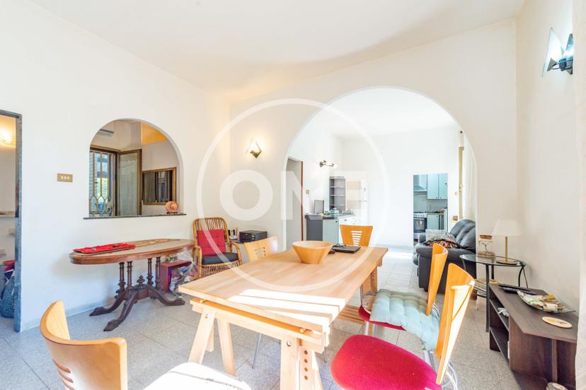 Quadrilocale in Via Guglielmina Ronconi 105, Roma