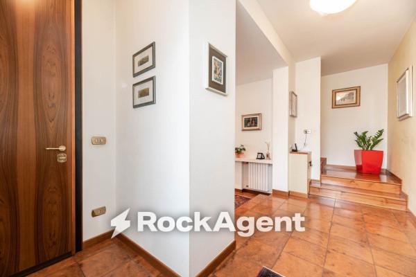 Villa bifamiliare in Via I. Nievo 28, Ponte San Nicolò