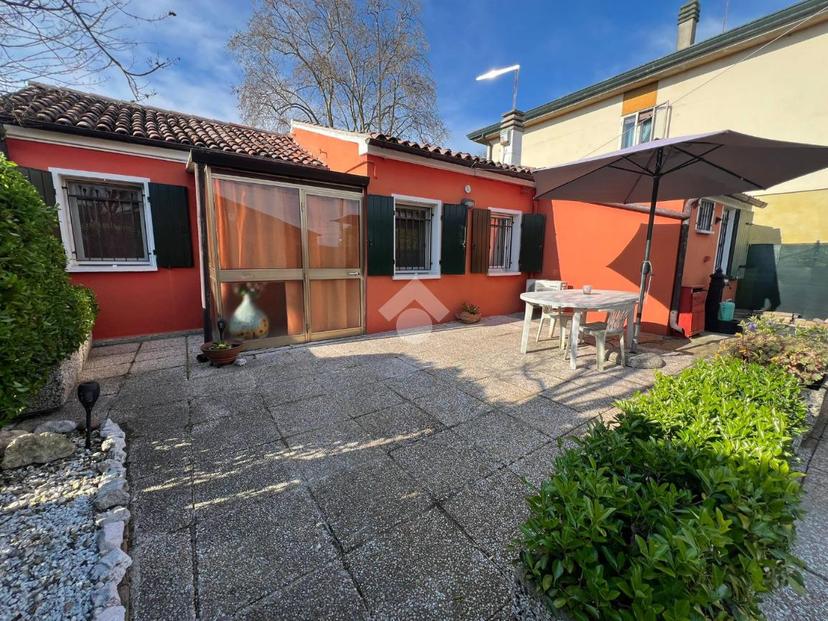 Casa indipendente in Via Tripoli 15, Cona — foto 2 di 5