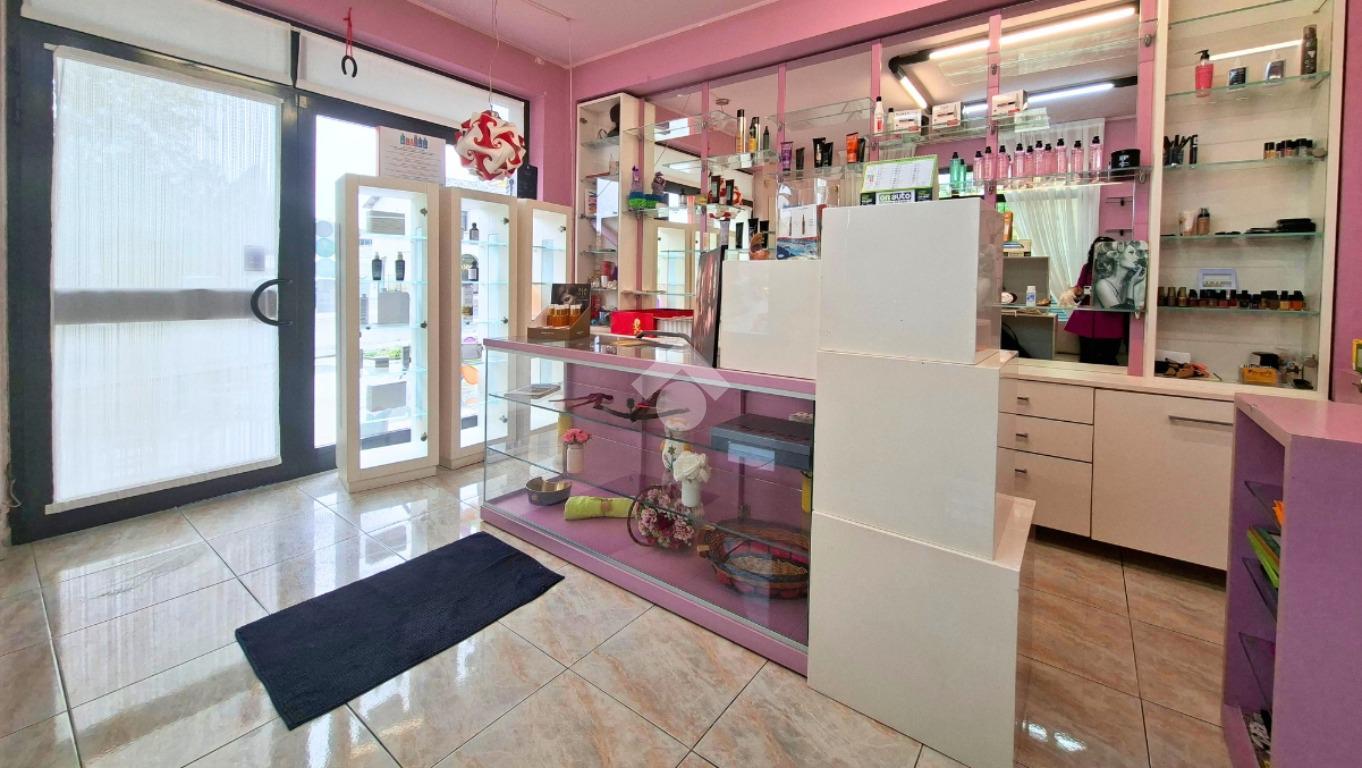 Trilocale in Via Salaria 304, Castel di Lama