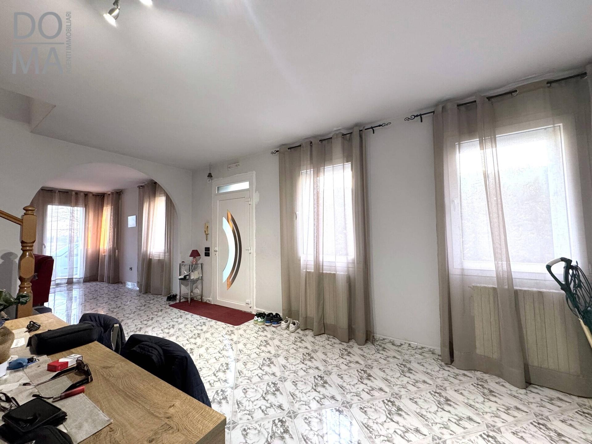 Casa indipendente, Loreo