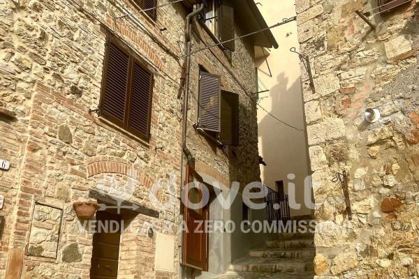 Bilocale in Via Tullio Ostilio 4, San Casciano dei Bagni — foto 3 di 5