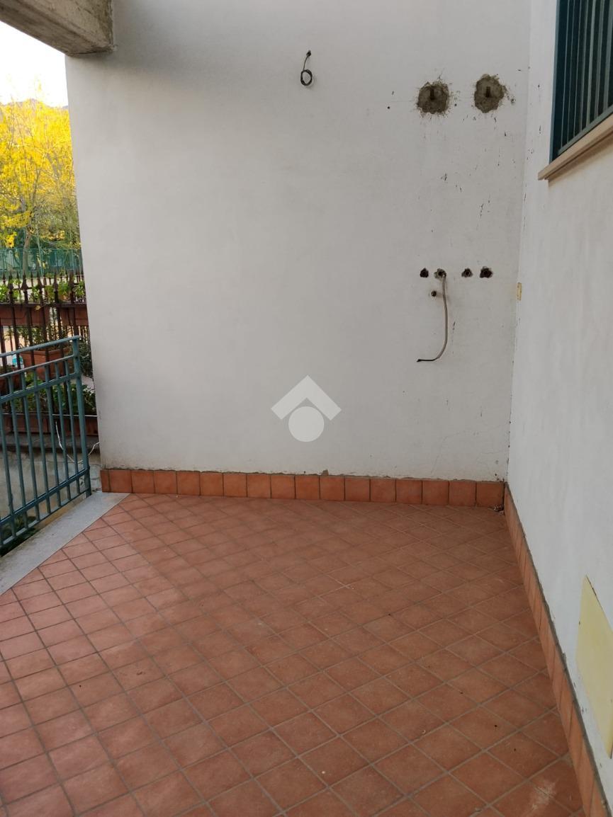 Villa a schiera in Via dei Funari 19, Sperone