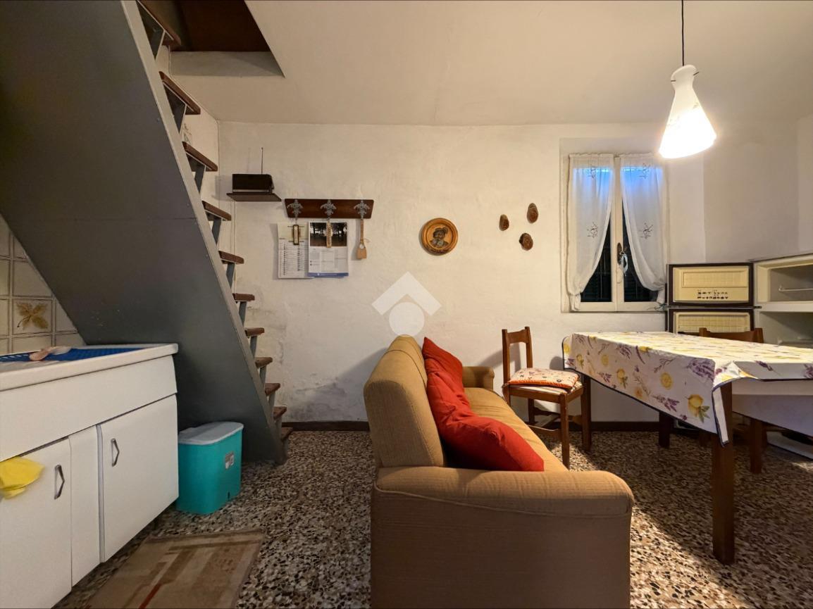 Casa indipendente in Via Balanzine 11, Bosnasco