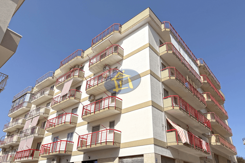 Quadrilocale in Via Armando Diaz, Putignano