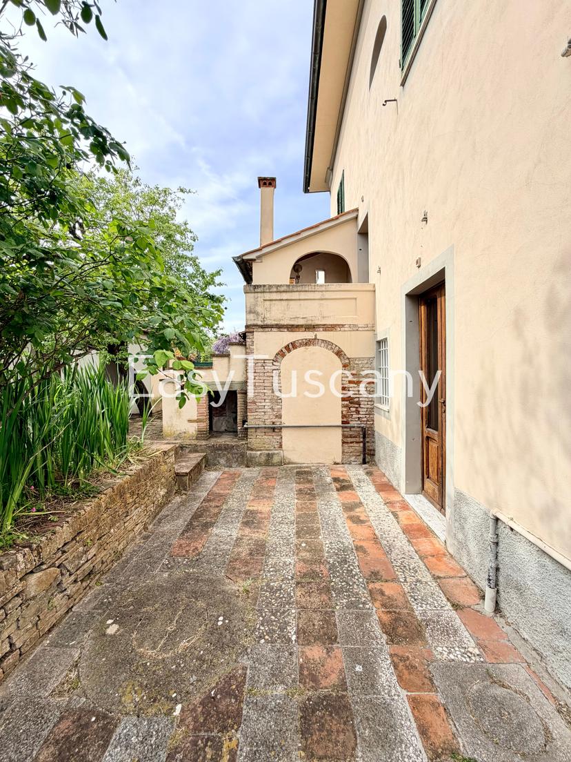 Villa in Via di Montecarlo, Montecarlo — foto 3 di 5