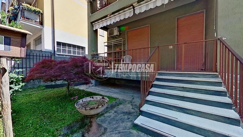 Villa in Via Alessandro Volta, Brugherio — foto 4 di 5