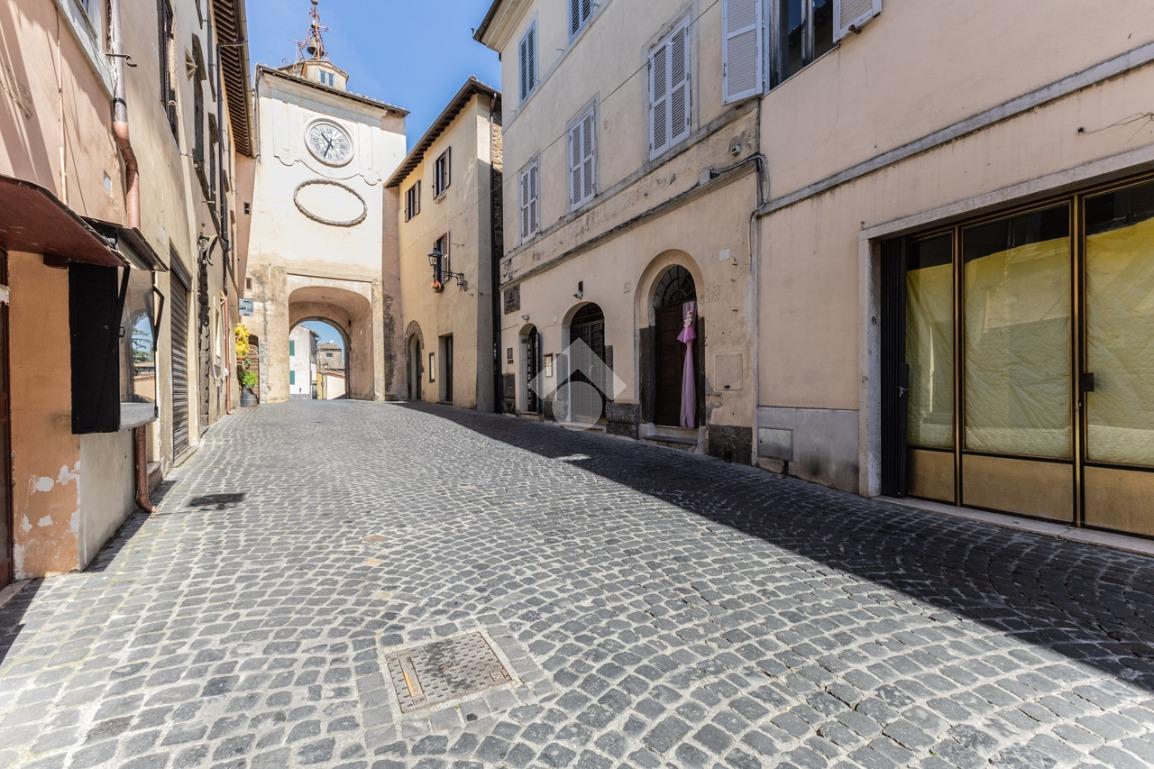 Attico in Via degli Anguillara 9, Capranica