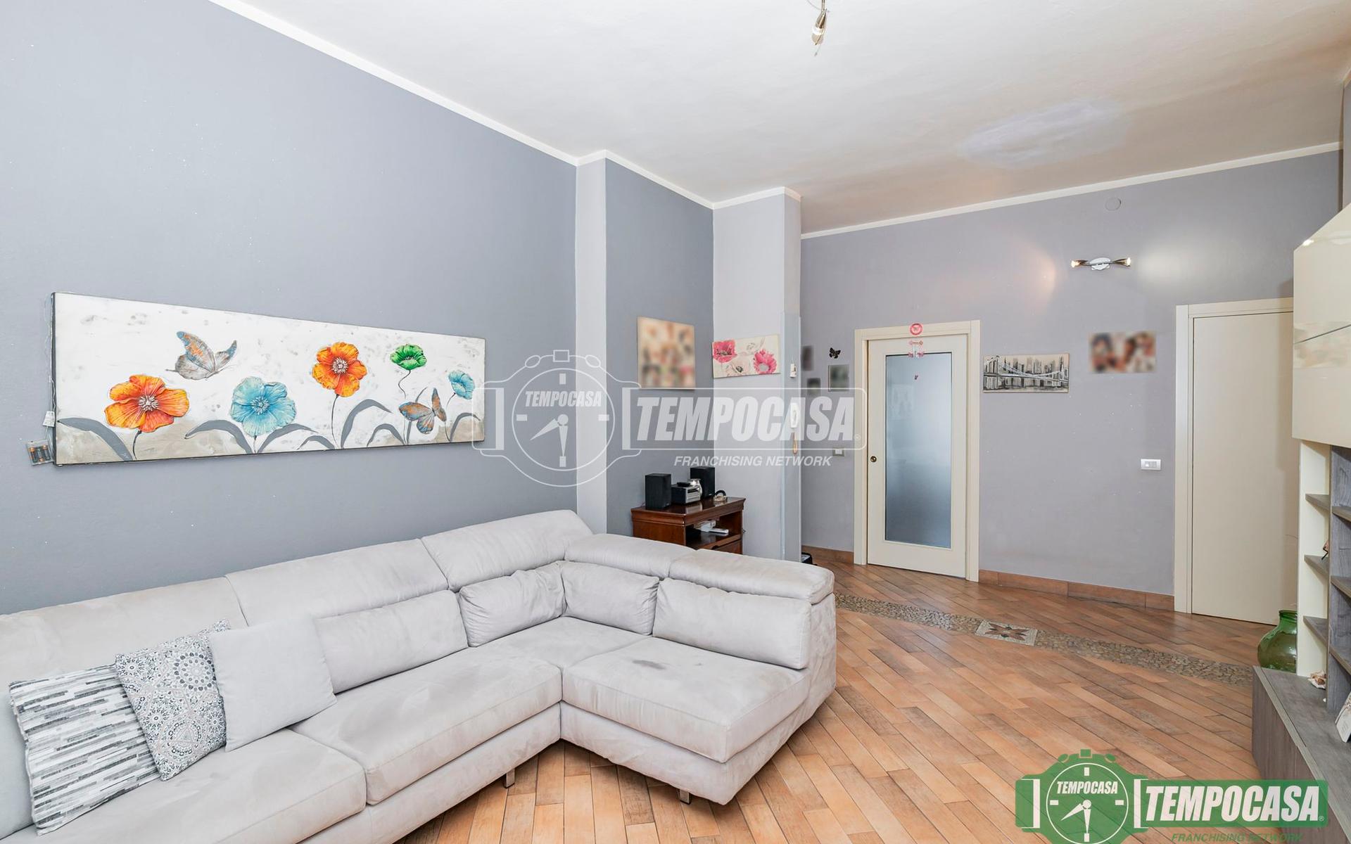 Trilocale in Via Dante 11, Tavazzano con Villavesco