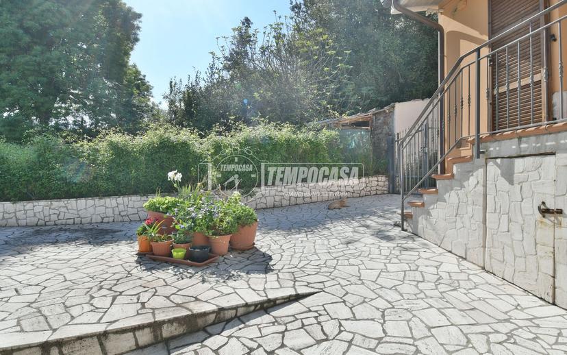 Casa indipendente in Via Borghetto 20, Maltignano — foto 2 di 5