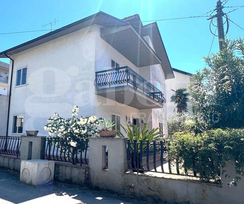 Villa in Via Alessandro Manzoni 1, Venafro — foto 2 di 5