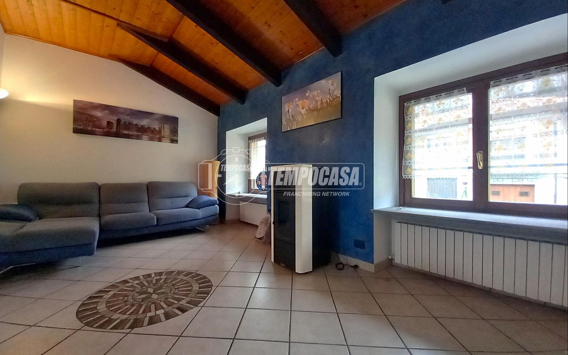 Casa indipendente in Via San Giuseppe, Andorno Micca