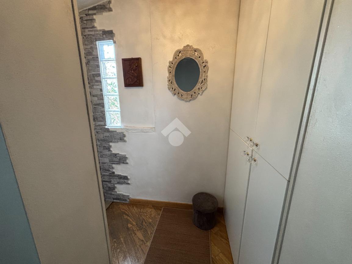 Bilocale in Via Verona 13, Limbiate