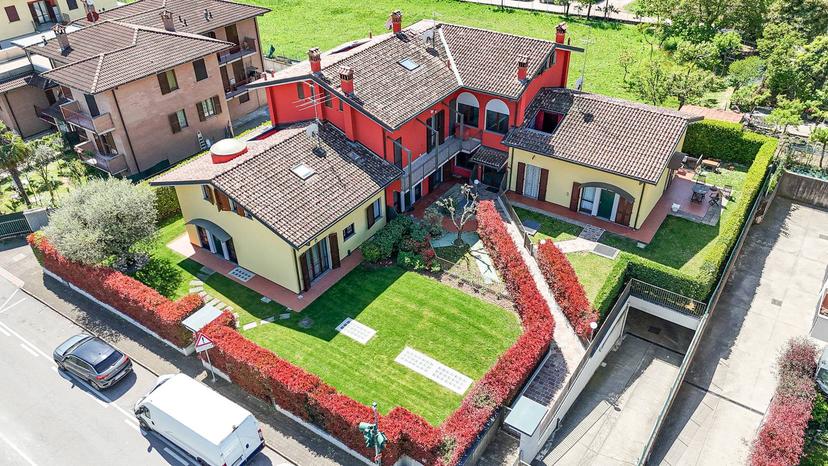 Villa a schiera in Fermi 18, Terno d'Isola — foto 3 di 5