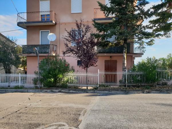 Bilocale in Viale Dottor Pietro Santini, Loro Piceno — foto 3 di 5