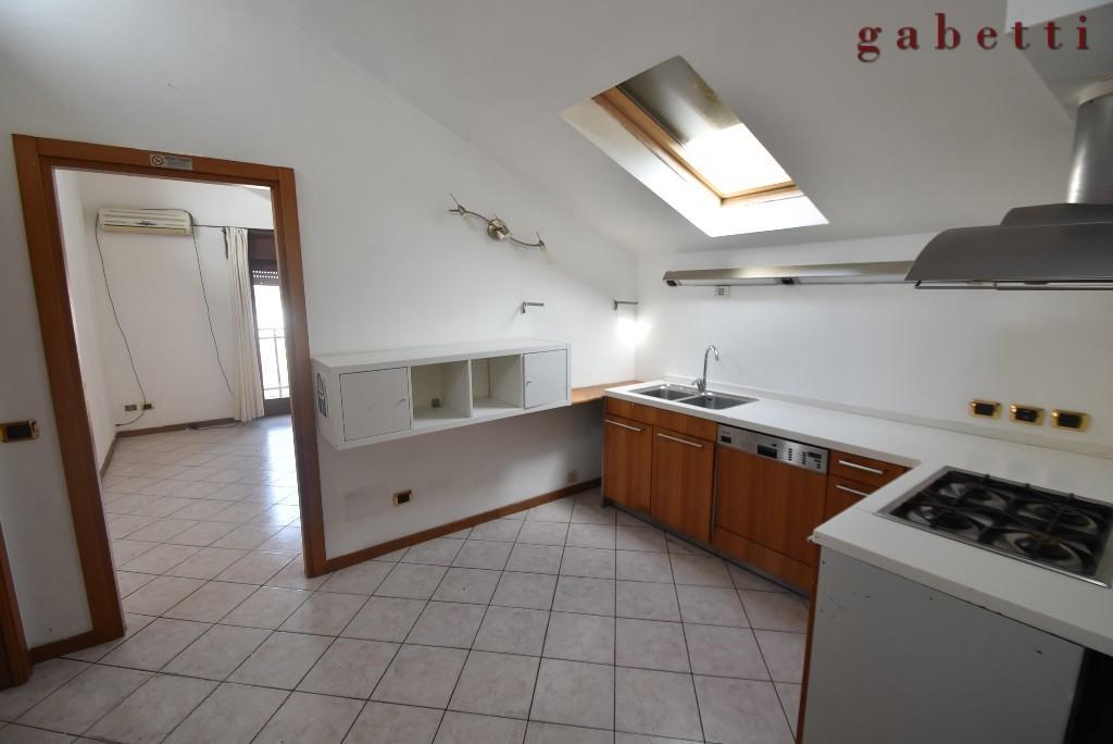 Mansarda in Via Puccini  15, Pregnana Milanese