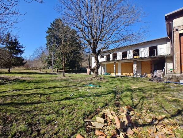 Terratetto plurifamiliare in Via Paraviso, Alta Valle Intelvi
