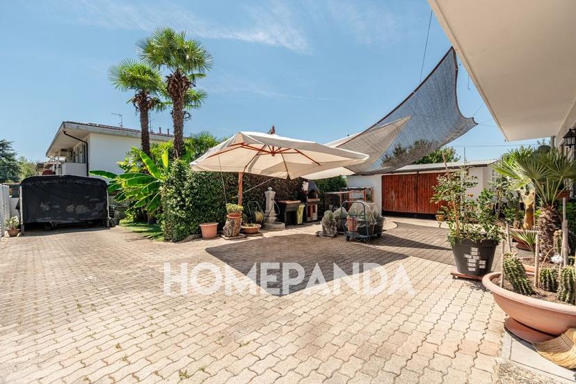 Villa unifamiliare in Via Giovanni XXIII 31, Vanzaghello — foto 2 di 5