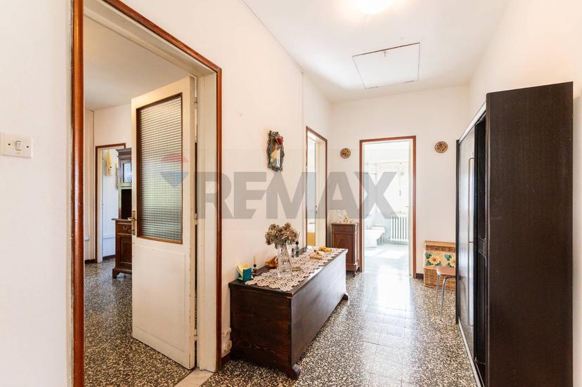 Trilocale in Strada della Villa 48, Tizzano Val Parma — foto 4 di 5