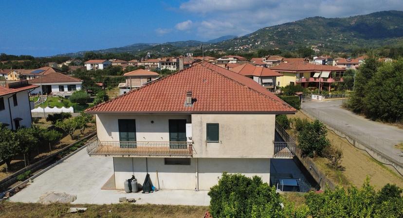 Quadrilocale in Via Tempone Chiarasso 21, Castelnuovo Cilento — foto 3 di 5