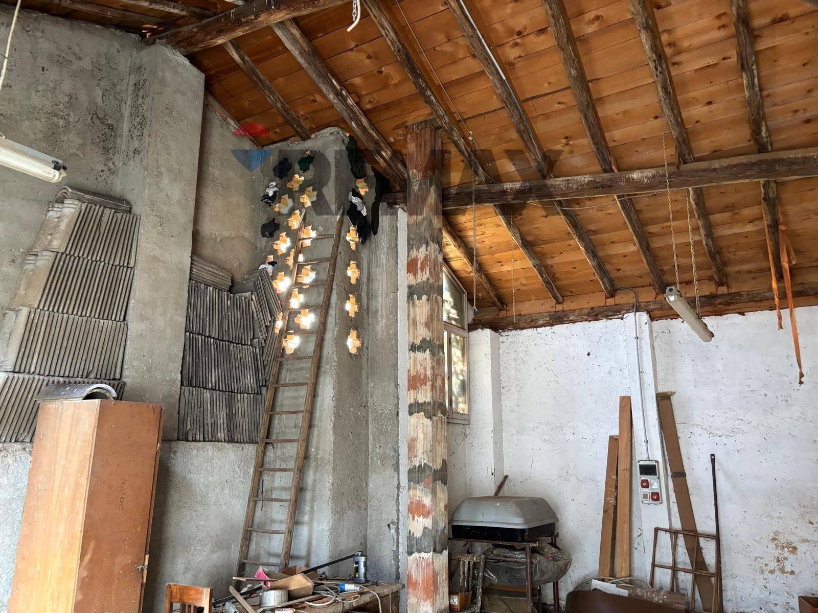 Rustico in Via Matteotti 19, Castronno