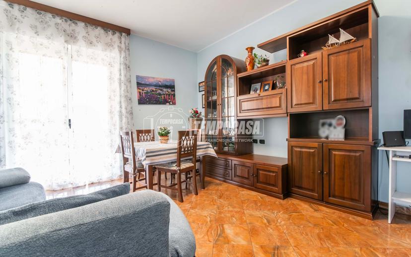 Trilocale in Via Monterubiano 9, Veniano — foto 2 di 5