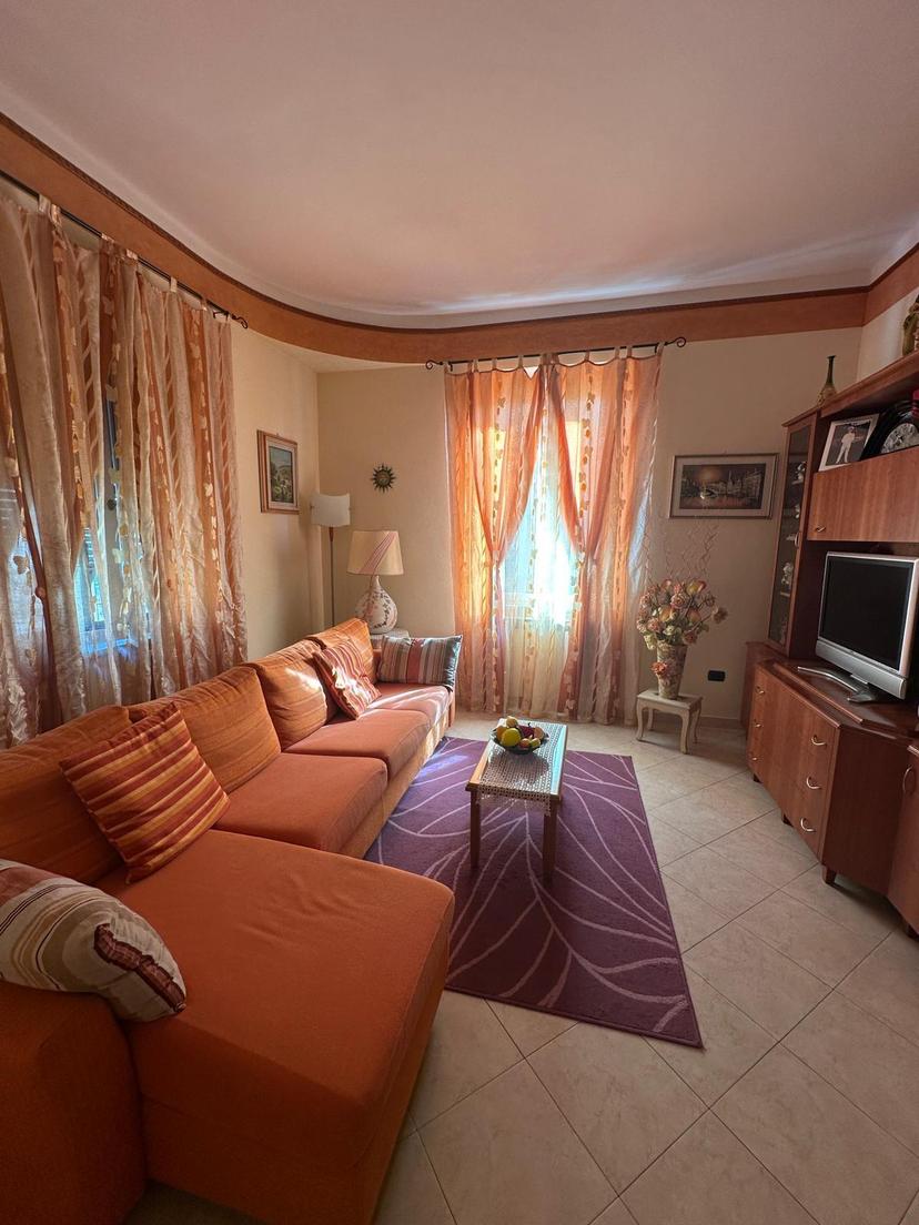 Villa in Via della Resistenza 38, Castelnuovo Magra — foto 3 di 5