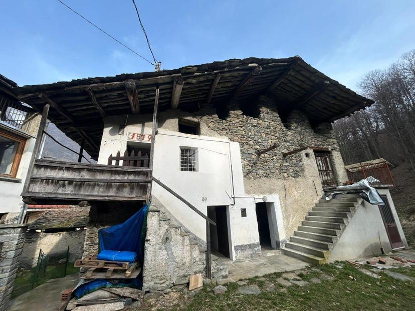 Casa indipendente in Via Foere, Locana — foto 2 di 5