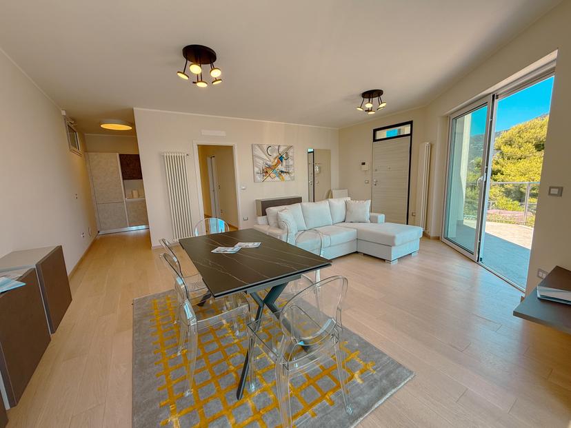 Villa in Strada Panoramica San Bernardo 116-118, Alassio — foto 3 di 5