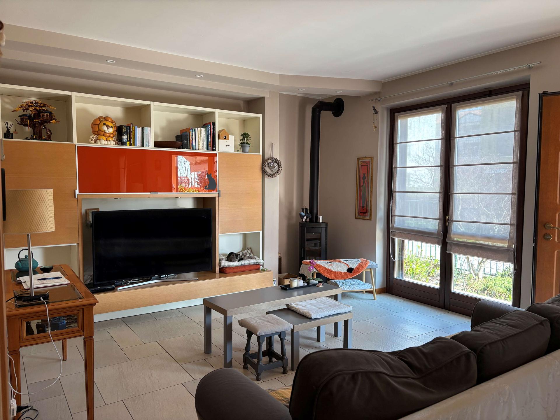 Villa bifamiliare in Via Stretta 27f, Borgomanero