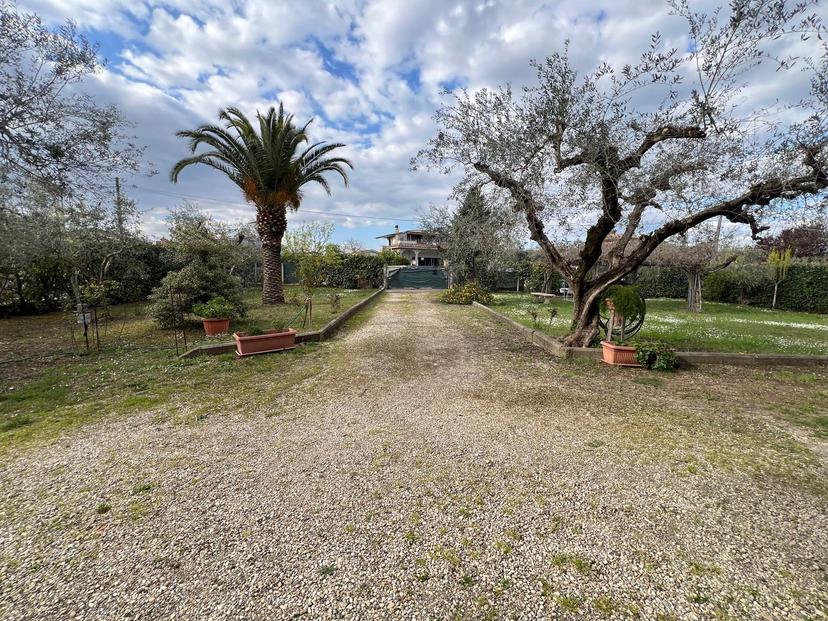 Villa, Fiano Romano — foto 2 di 5