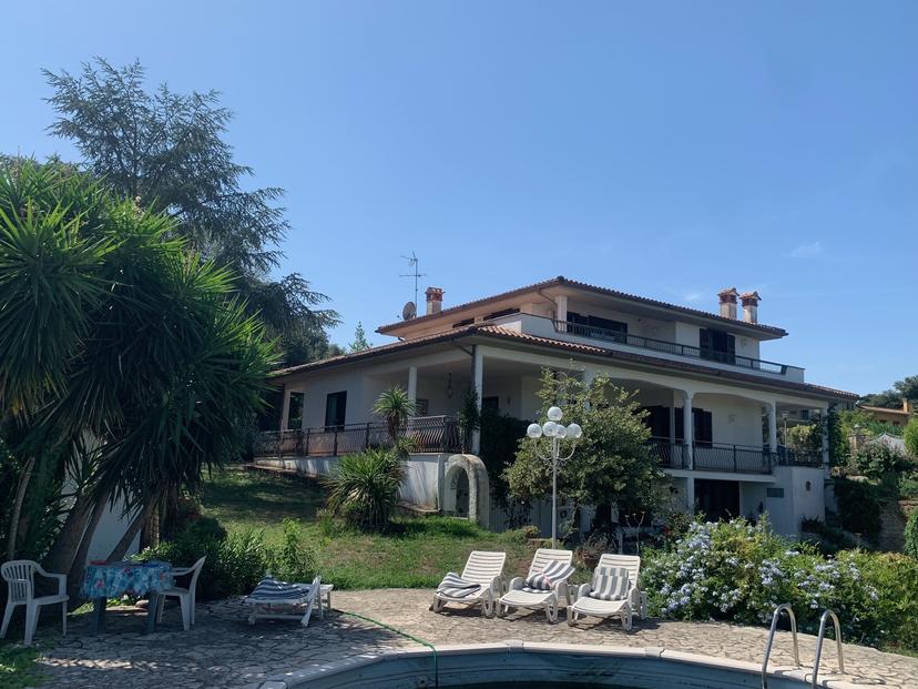 Casa indipendente in Via Glicini, Anguillara Sabazia — foto 2 di 5