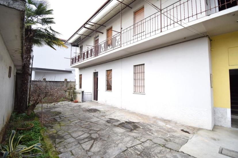 Villa in Via Dante Alighieri, Agrate Brianza — foto 4 di 5