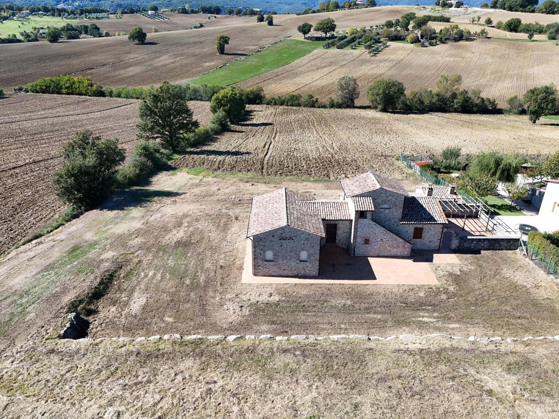 Rustico in Vocabolo San Quirico, Avigliano Umbro