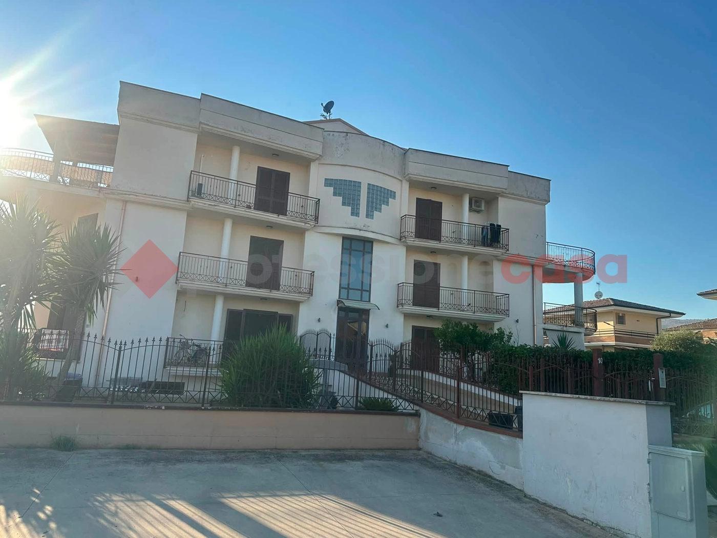 Trilocale in Via Tutuni 6, Vitulazio