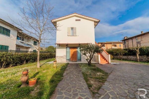 Villa in Strada Provinciale di Casole d'Elsa, Colle di Val d'Elsa