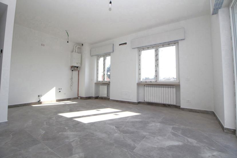 Trilocale in Via Mantova 11, Marnate — foto 4 di 5