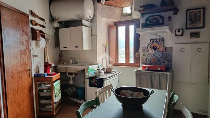 Casa indipendente in Piazza S. Anna, Alatri — foto 2 di 5