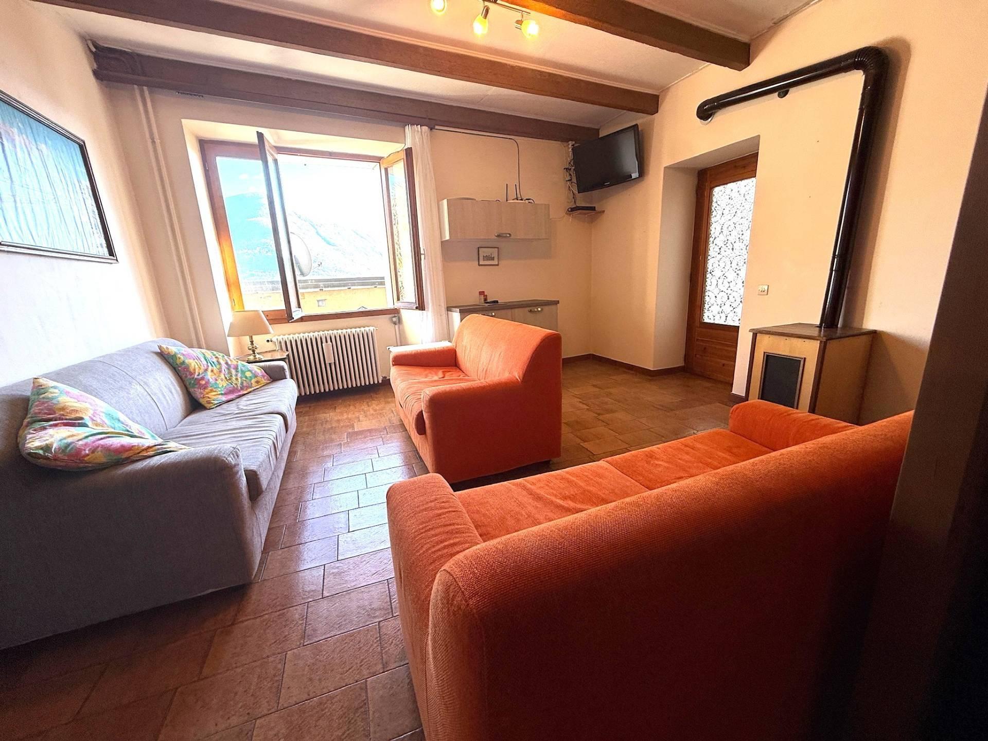 Casa indipendente in Casali Loro, Cannobio