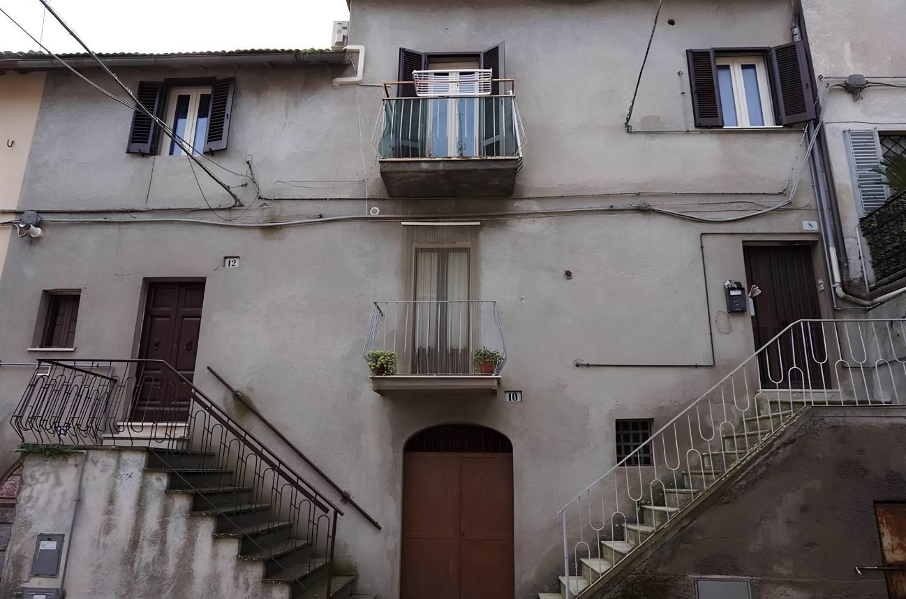Trilocale in Via del Rivellino, Castiglione in Teverina