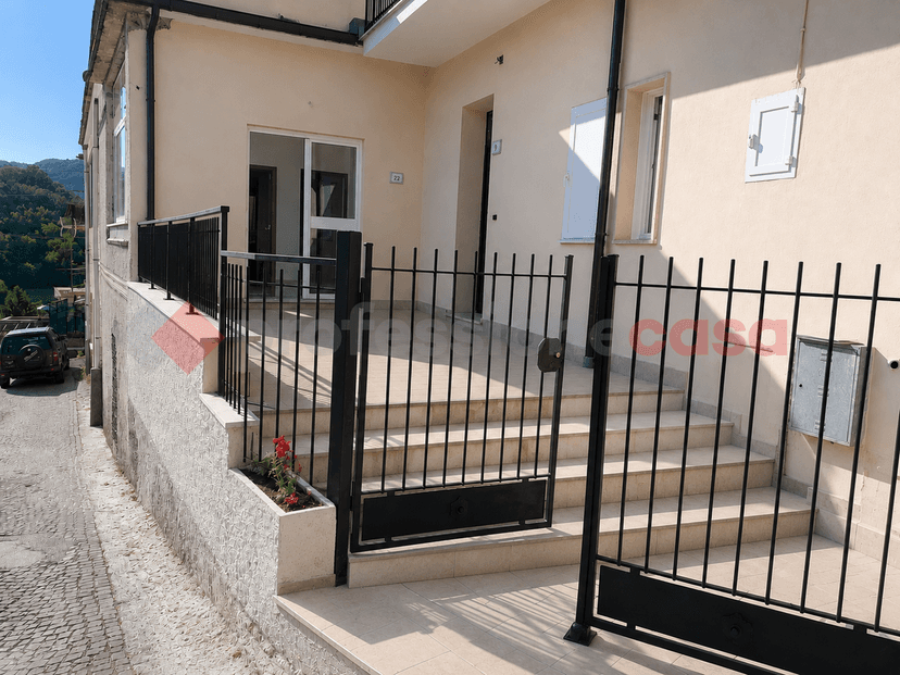 Terratetto unifamiliare in Via Colle Serminio  Snc, Fiuggi — foto 4 di 5