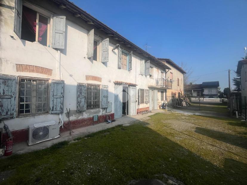 Casa indipendente in Via Canalino 2, Castelnovo di Sotto — foto 3 di 5