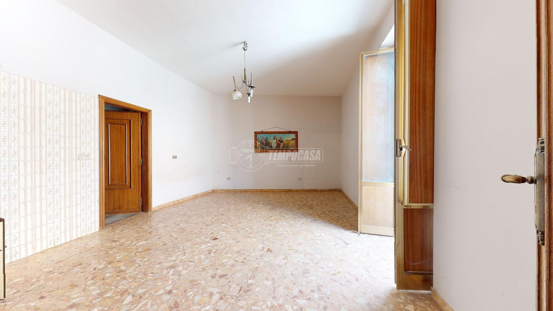 Casa indipendente in Via Egnazia 8, Conversano